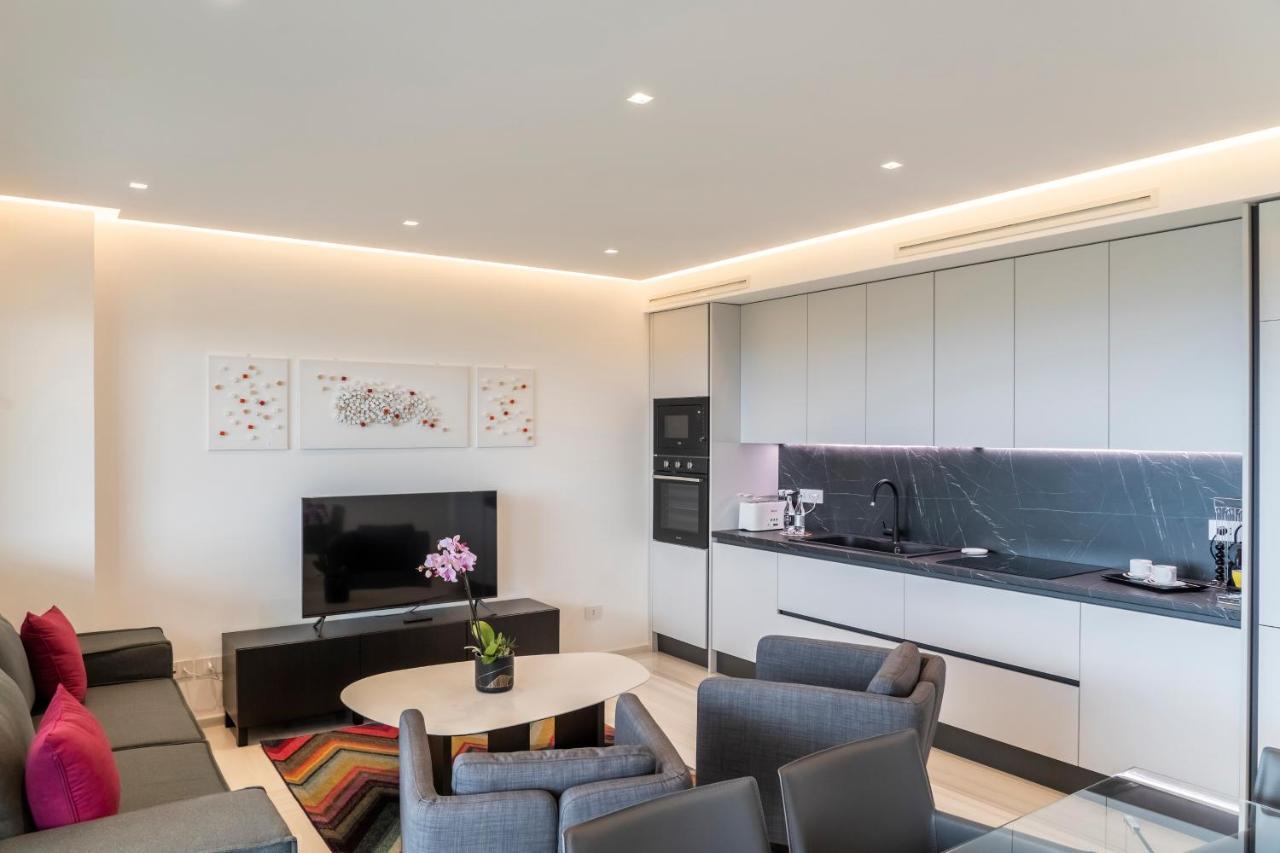 Апартаменты Gentile 46 Luxury Accomodation Бари Экстерьер фото