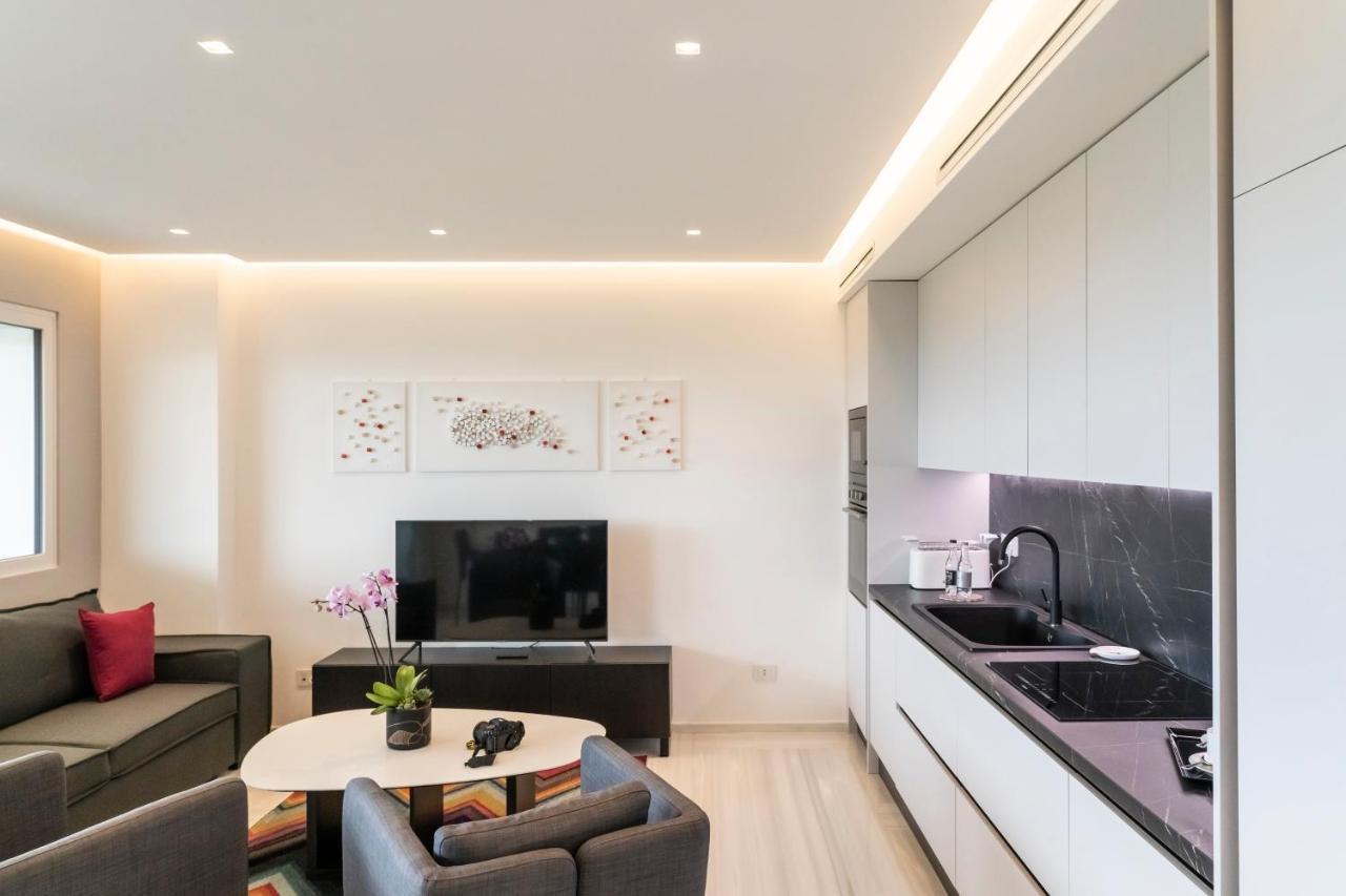 Апартаменты Gentile 46 Luxury Accomodation Бари Экстерьер фото