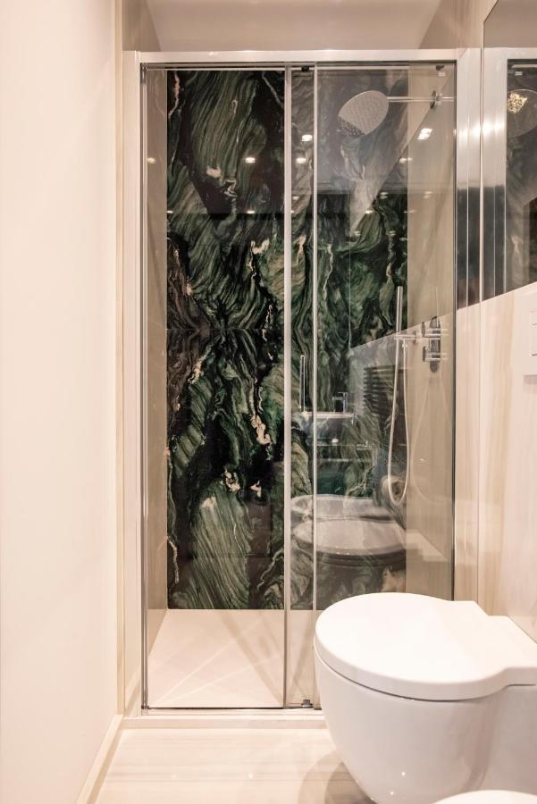 Апартаменты Gentile 46 Luxury Accomodation Бари Экстерьер фото